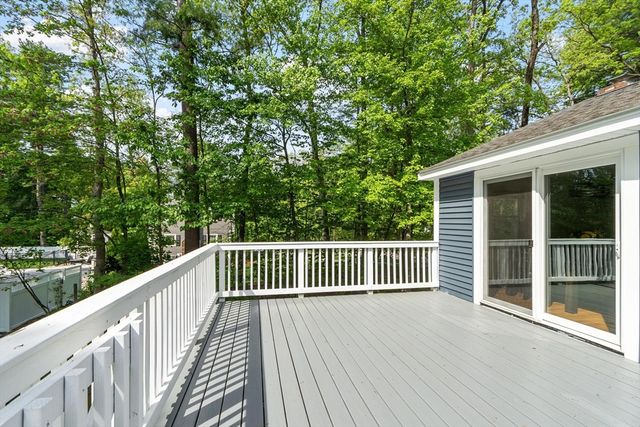 4 Louis Rd, Tewksbury, MA 01876