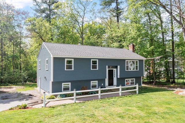 4 Louis Rd, Tewksbury, MA 01876