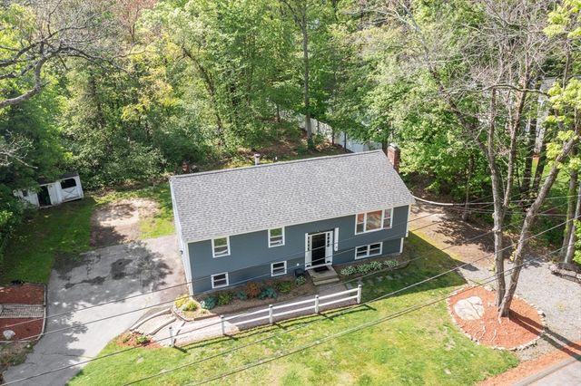 4 Louis Rd, Tewksbury, MA 01876