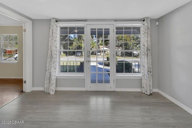 616 W Minnesota Avenue, Deland, FL 32720