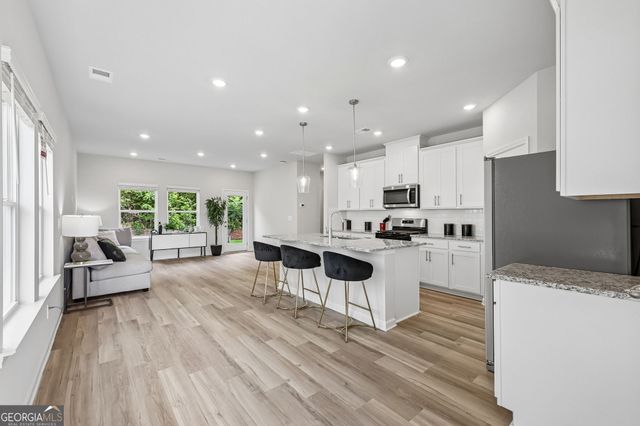 7846 Marie Way, Fairburn, GA 30213