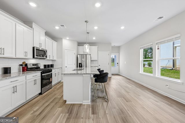 7846 Marie Way, Fairburn, GA 30213