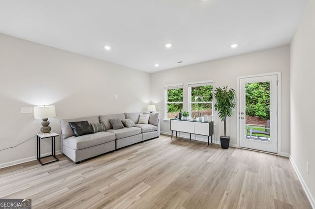 7846 Marie Way, Fairburn, GA 30213
