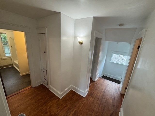 91 Standish St, Worcester, MA 01604