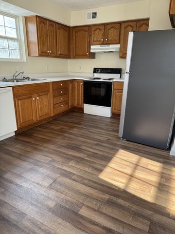 223 Hidden Acres Dr Apt A, Lebanon, TN 37087