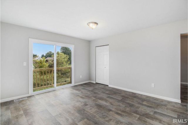 3312 Falling Oak Drive, Mishawaka, IN 46544