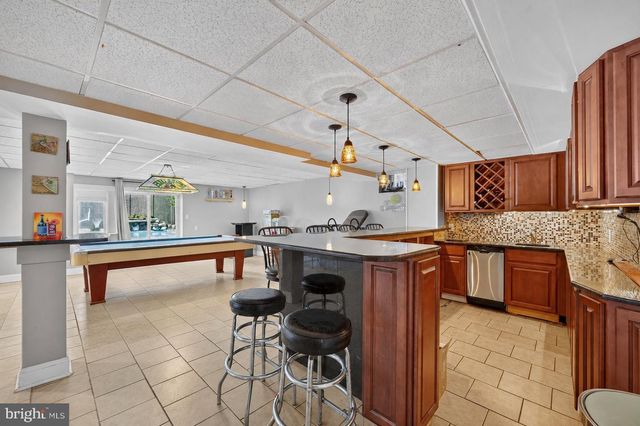 422 CONARD DR, Springfield, PA 19064