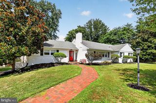 422 CONARD DR, Springfield, PA 19064