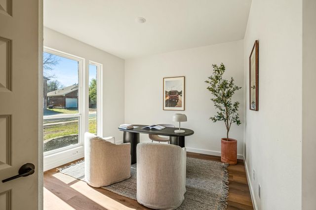 1516 Natural Bridge LN, Pflugerville, TX 78660