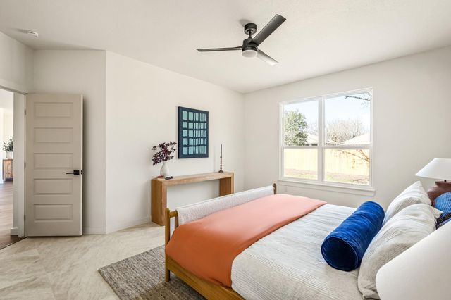 1516 Natural Bridge LN, Pflugerville, TX 78660