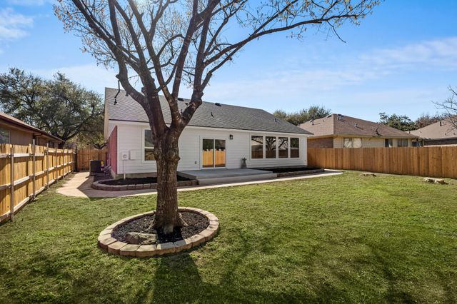 1516 Natural Bridge LN, Pflugerville, TX 78660