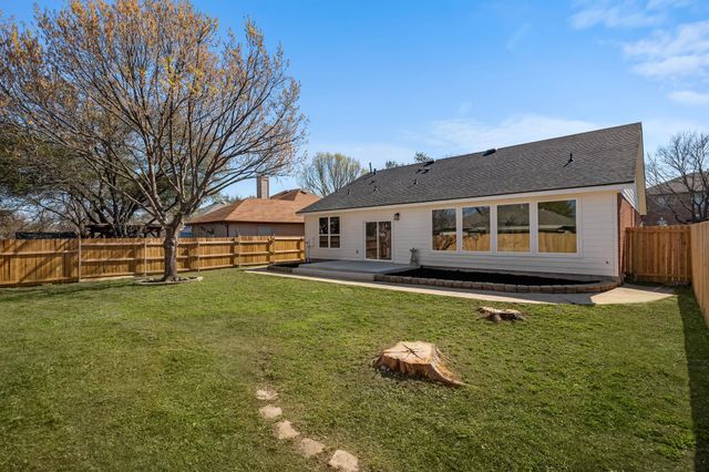 1516 Natural Bridge LN, Pflugerville, TX 78660