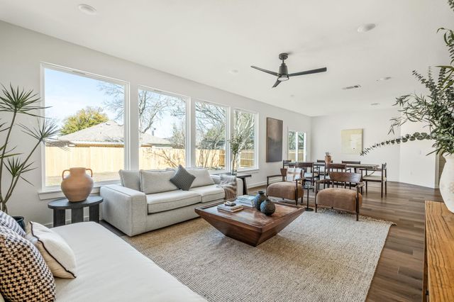 1516 Natural Bridge LN, Pflugerville, TX 78660