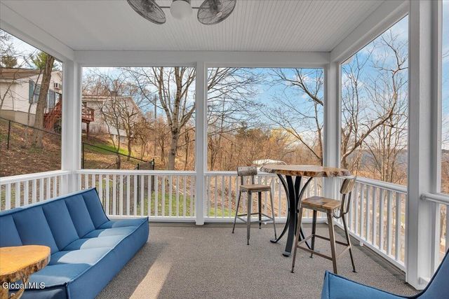 91 Rodgers Lane, Saratoga, NY 12866