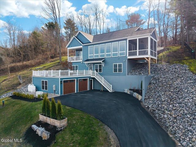 91 Rodgers Lane, Saratoga, NY 12866
