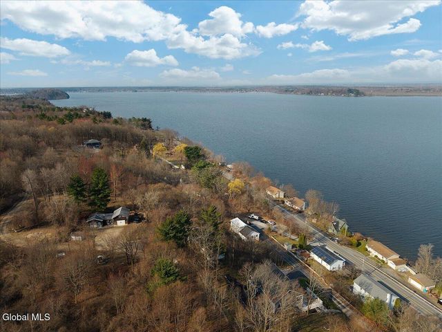 91 Rodgers Lane, Saratoga, NY 12866