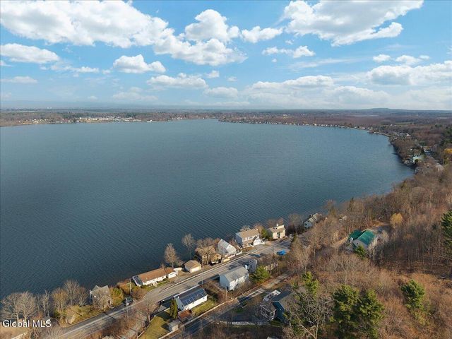 91 Rodgers Lane, Saratoga, NY 12866