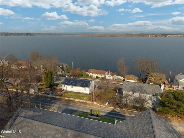 91 Rodgers Lane, Saratoga, NY 12866