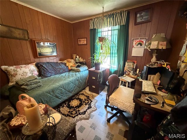 613 Wabash Avenue, Belleville, IL 62220