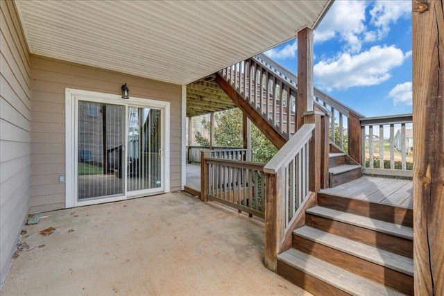 1114 8Th Fairway LN, Huddleston, VA 24104