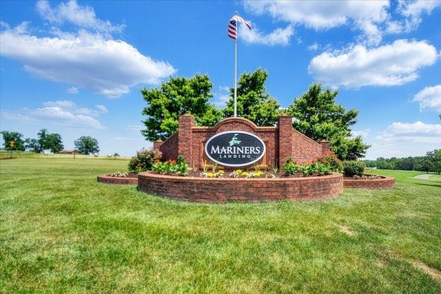 1114 8Th Fairway LN, Huddleston, VA 24104