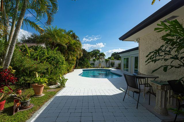 2013 Ardley Road, North Palm Beach, FL 33408