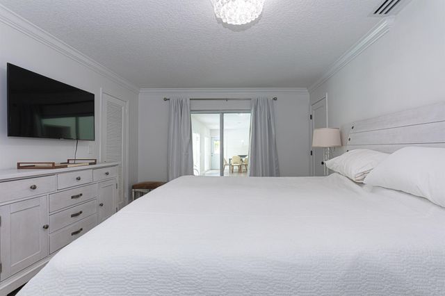 2013 Ardley Road, North Palm Beach, FL 33408