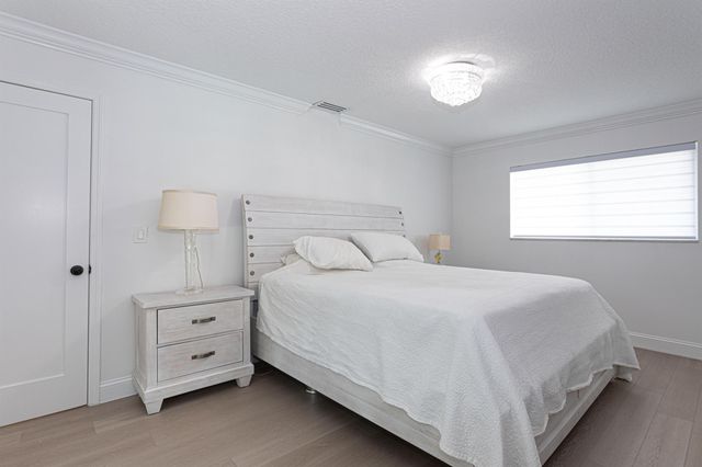 2013 Ardley Road, North Palm Beach, FL 33408