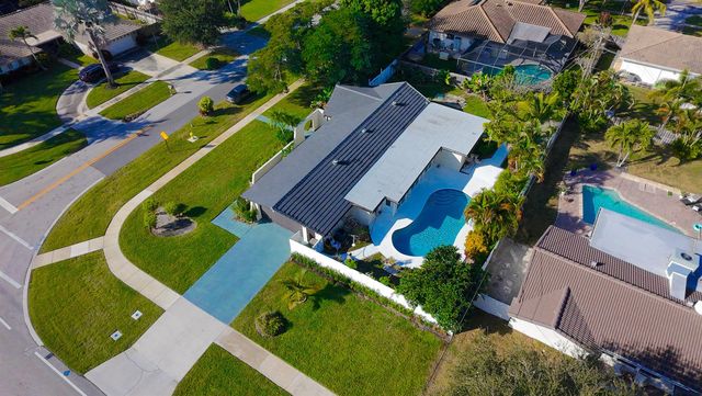 2013 Ardley Road, North Palm Beach, FL 33408