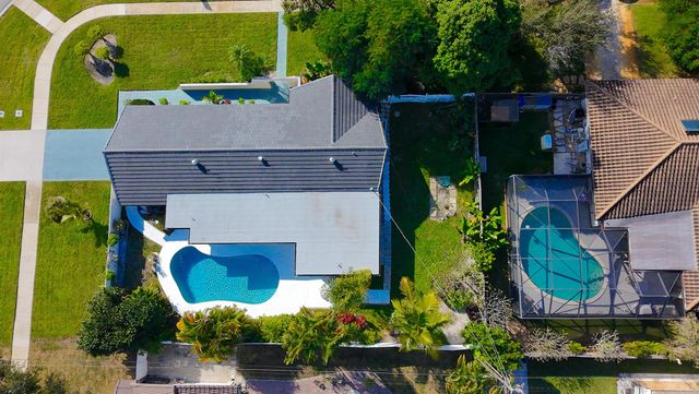 2013 Ardley Road, North Palm Beach, FL 33408