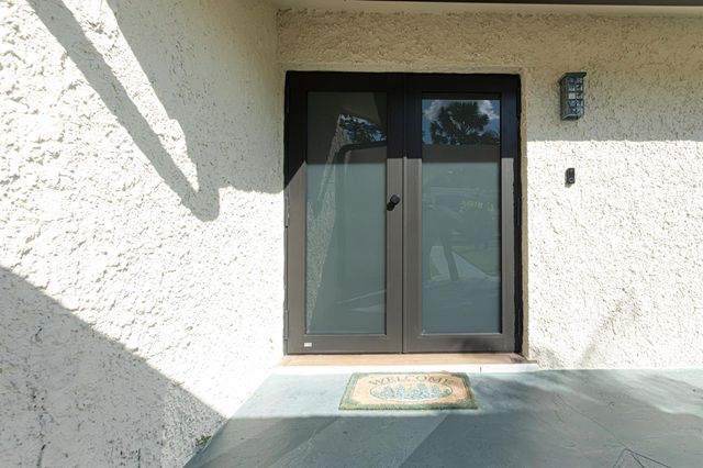 2013 Ardley Road, North Palm Beach, FL 33408