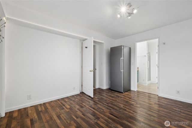 14204 12th Avenue SW, Burien, WA 98166