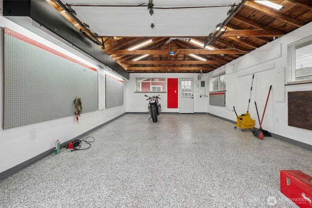 14204 12th Avenue SW, Burien, WA 98166