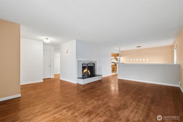 14204 12th Avenue SW, Burien, WA 98166