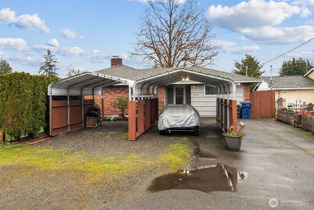 14204 12th Avenue SW, Burien, WA 98166