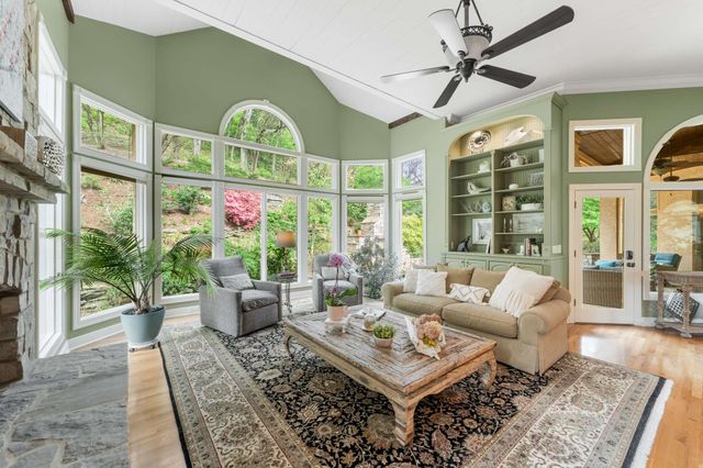 1420 Beddington Park, Nashville, TN 37215