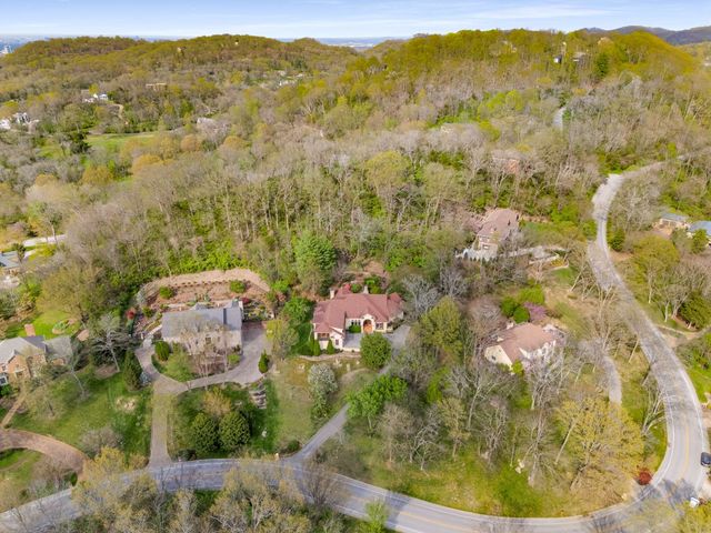 1420 Beddington Park, Nashville, TN 37215