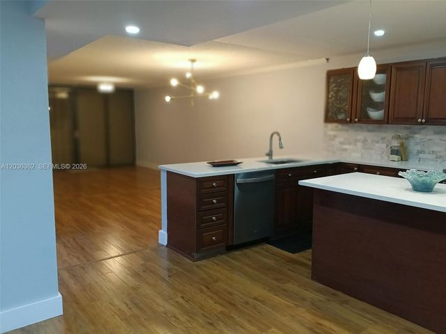 1700 SW 131st Place Cir S, Miami, FL 33175