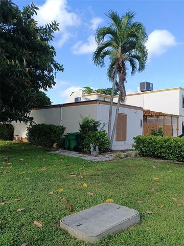 1700 SW 131st Place Cir S, Miami, FL 33175