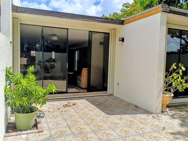 1700 SW 131st Place Cir S, Miami, FL 33175