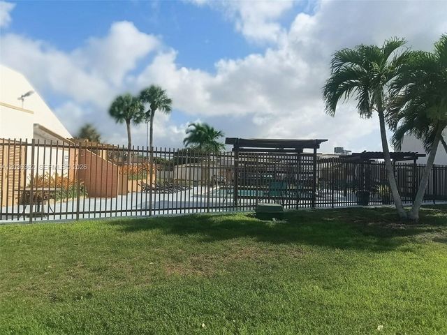 1700 SW 131st Place Cir S, Miami, FL 33175