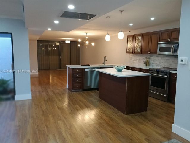 1700 SW 131st Place Cir S, Miami, FL 33175