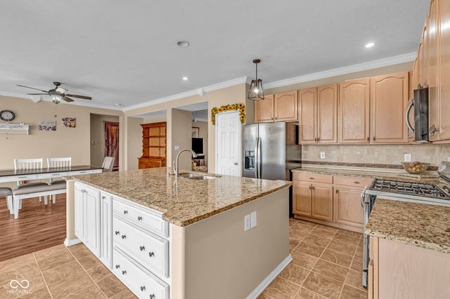 8291 Westcliffe Drive, Avon, IN 46123