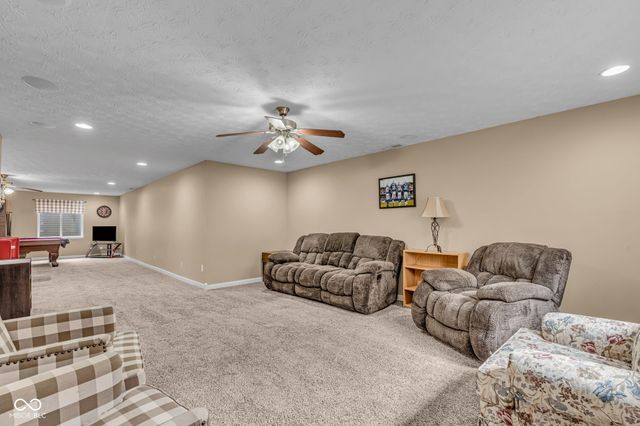 8291 Westcliffe Drive, Avon, IN 46123