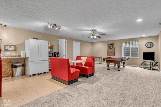 8291 Westcliffe Drive, Avon, IN 46123