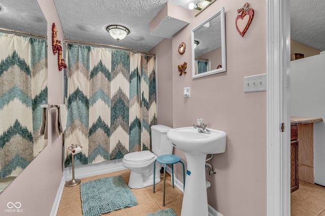 8291 Westcliffe Drive, Avon, IN 46123