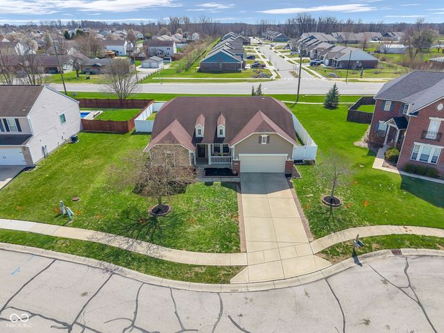 8291 Westcliffe Drive, Avon, IN 46123