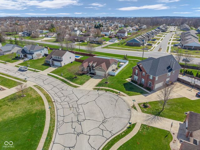 8291 Westcliffe Drive, Avon, IN 46123