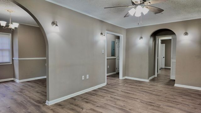 2018 Wren Road, North Augusta, SC 29841