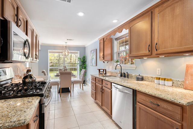 1320 Azalea Drive, Sulphur Springs, TX 75482